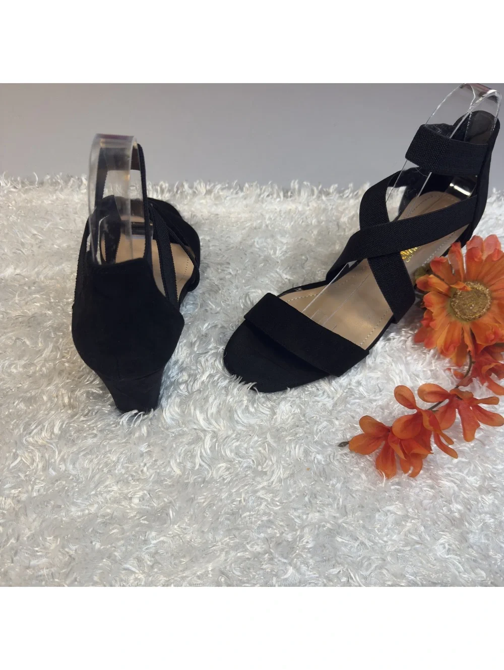 Dream Pairs Black Size 8.5 Wedge Sandals Crisscross Straps